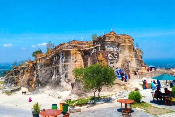 Yogyakarta Tour - Image 2