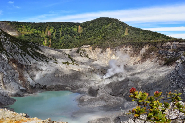 Bandung - Ciwidey - Lembang Tour 3 Days 2 Nights - Image 5