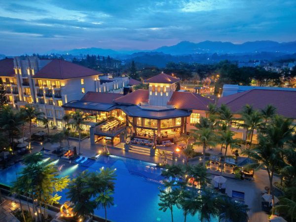 Golf Bandung - Kota Baru Parahyangan Golf Resort - Image 2