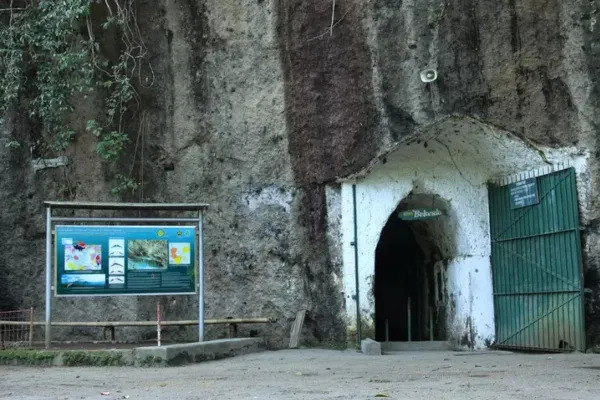 Dutch cave Bandung