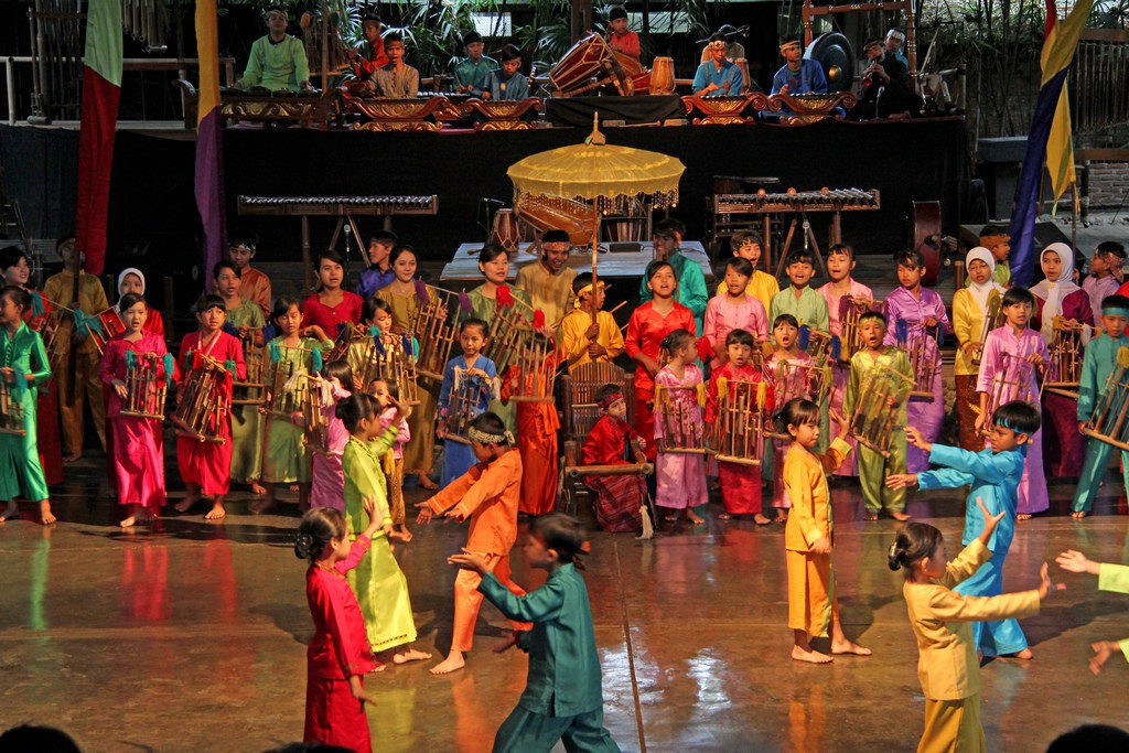 saung udjo bandung